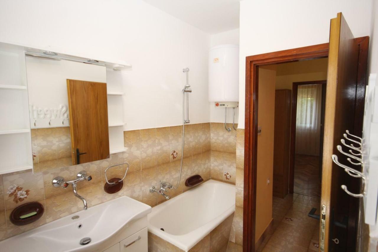 Two Bedroom Apartment, Nice Neighborhood, Free Parking, Wifi PUY Exterior foto