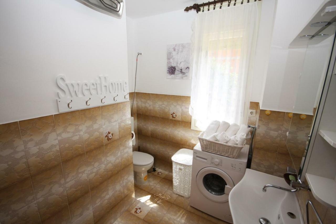 Two Bedroom Apartment, Nice Neighborhood, Free Parking, Wifi PUY Exterior foto