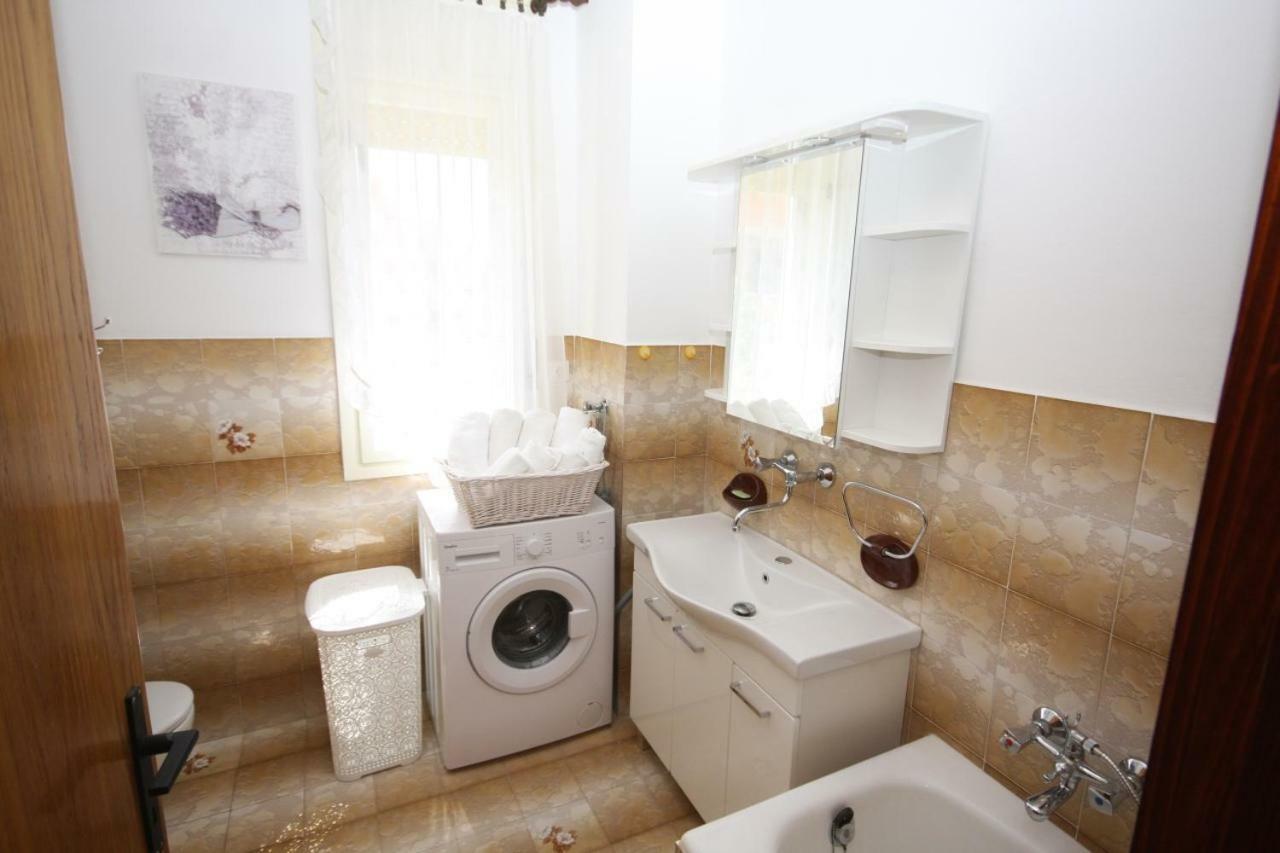 Two Bedroom Apartment, Nice Neighborhood, Free Parking, Wifi PUY Exterior foto