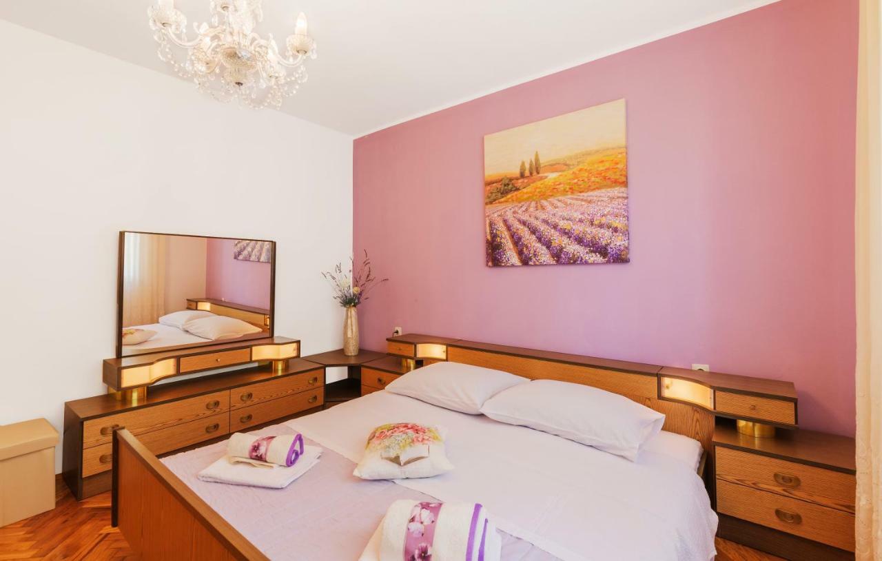 Two Bedroom Apartment, Nice Neighborhood, Free Parking, Wifi PUY Exterior foto